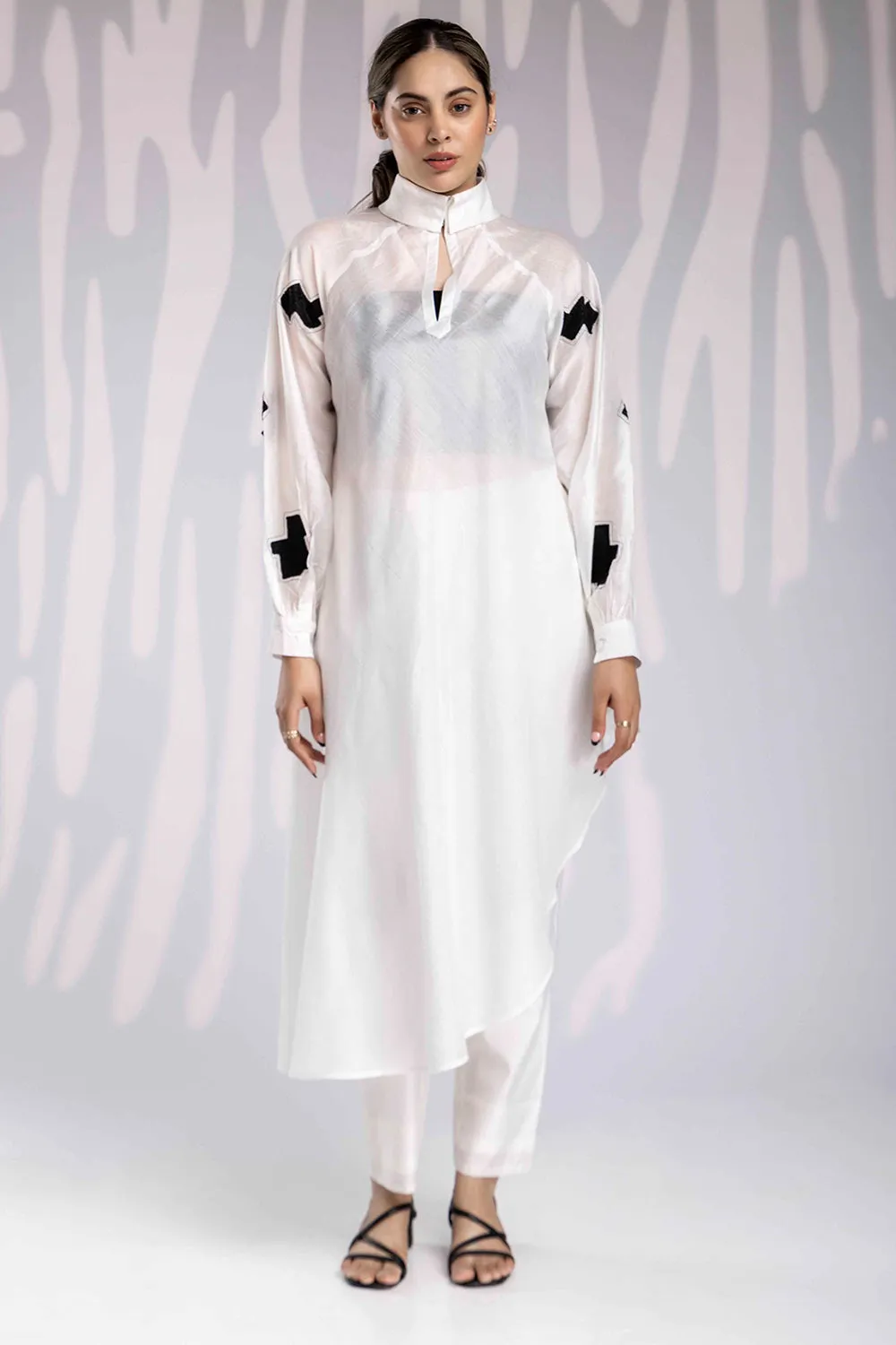Aplic Work Silk Chanderi Tunic Set - White